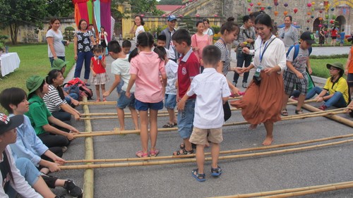 Vietnam Traditional Craft Village Tourism Festival 2016 at Thang Long Imperial Citadel  - ảnh 12