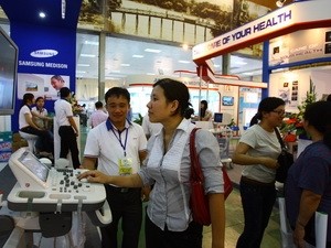 Inaugurada XX Exposición internacional de Farmacia de Vietnam MEDI-PHARM 2013 - ảnh 1