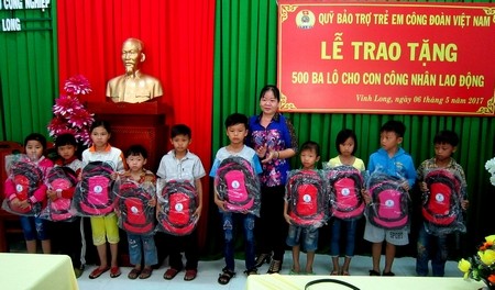 Las provincias de Vietnam responden al Mes del Obrero 2017 - ảnh 1
