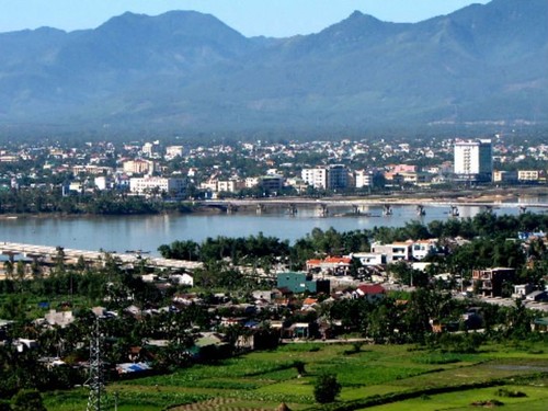 Montaña An y río Tra, símbolos de la belleza de Quang Ngai - ảnh 1