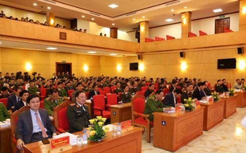 Líder partidista vietnamita llama a fuerzas policiales a seguir enseñanzas de Ho Chi Minh - ảnh 1