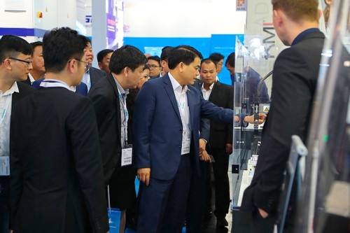 Vietnam participa en exhibición de alta tecnología en Alemania - ảnh 1