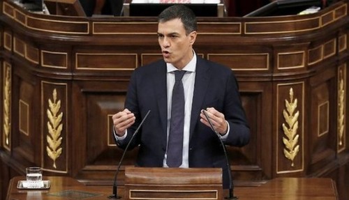 Pedro Sánchez propone referéndum sobre mayor autonomía de Cataluña - ảnh 1