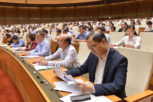 Parlamento de Vietnam analiza proyecto de Ley de Educación - ảnh 1