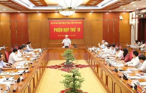Vietnam promete seguir con firmeza la lucha contra la corrupción - ảnh 1