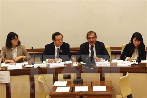 Parlamento vietnamita aspira a reforzar la cooperación con su similar italiano - ảnh 1