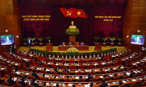Continúa agenda de trabajo del Comité Central del Partido Comunista de Vietnam - ảnh 1