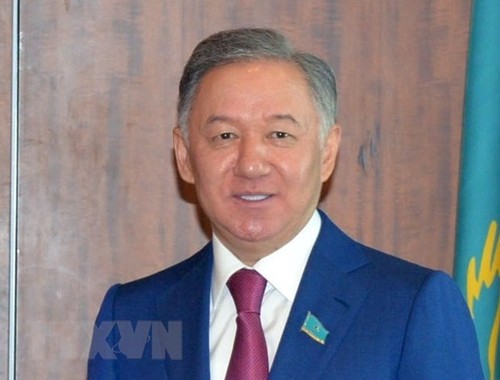 Delegación de Cámara de Representantes de Kazajstán visita Vietnam - ảnh 1