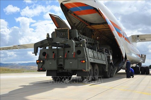 Turquía dice que no se retirará del contrato de compra de sistema antimisiles de Rusia - ảnh 1