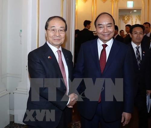 Premier vietnamita recibe al presidente de Asociación de Amistad Corea del Sur-Vietnam - ảnh 1