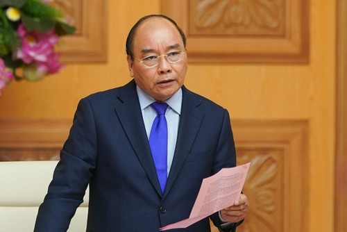 Premier vietnamita exhorta a fortalecer la prevención de epidemia de coronavirus - ảnh 1