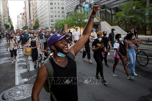 Muerte de joven afroamericano en Atlanta desata nueva protesta en Estados Unidos - ảnh 1