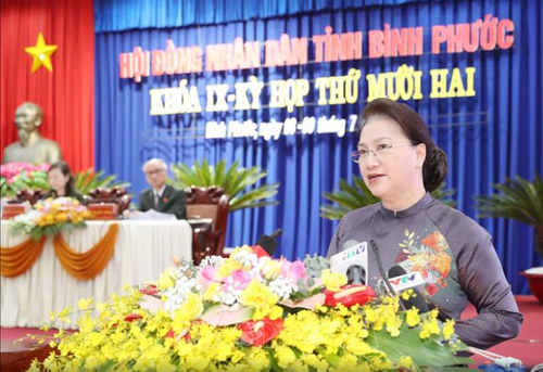 Presidenta del Parlamento: la provincia de Binh Phuoc debe aprovechar las oportunidades para desarrollarse - ảnh 1