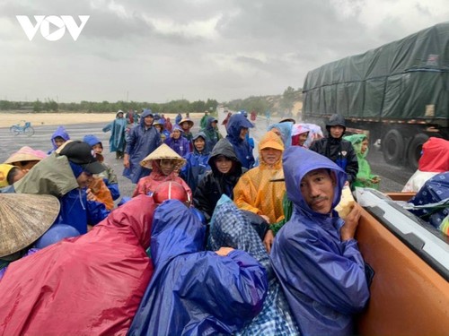Donación de la UE para ayudar a Vietnam a superar las consecuencias de los desastres naturales - ảnh 1