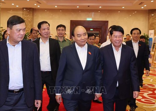 Primer ministro vietnamita revisa la preparación para la 37 Cumbre de la Asean - ảnh 1