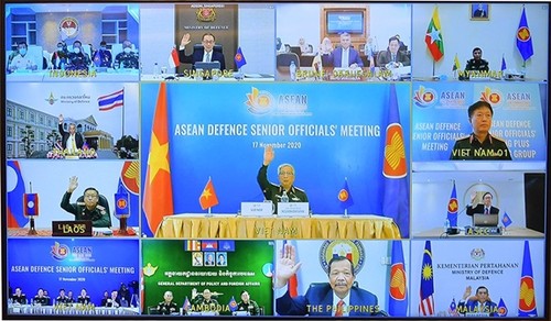Celebran la Reunión en línea de altos funcionarios de Defensa de la Asean - ảnh 1