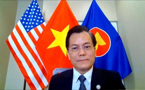 Embajador vietnamita y congresista estadounidense debaten relaciones binacionales - ảnh 1