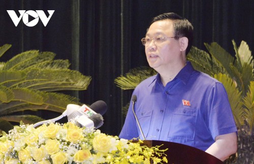 Presidente del Parlamento de Vietnam se reúne con el electorado de Hai Phong - ảnh 1