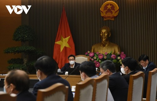 Vicepremier vietnamita orienta el trabajo anticovid-19 en localidades - ảnh 1