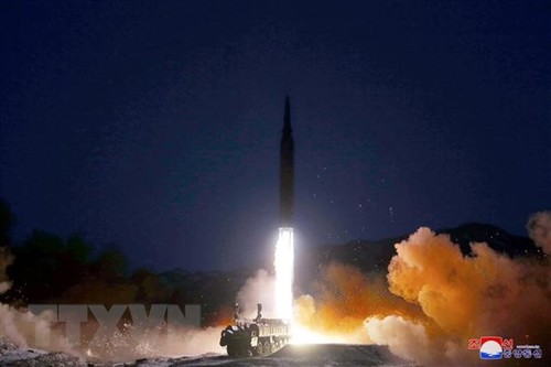 Corea del Norte lanza un misil a “unas 10 veces” la velocidad del sonido, dice Japón - ảnh 1