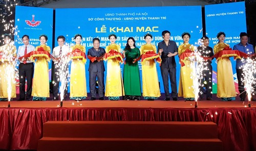 Inauguran un programa de conexión y consumo de productos artesanales vietnamitas - ảnh 1