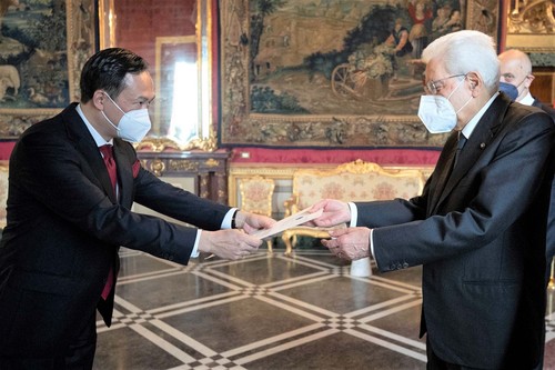 Italia espera ampliar la cooperación con Vietnam en nuevas áreas - ảnh 1