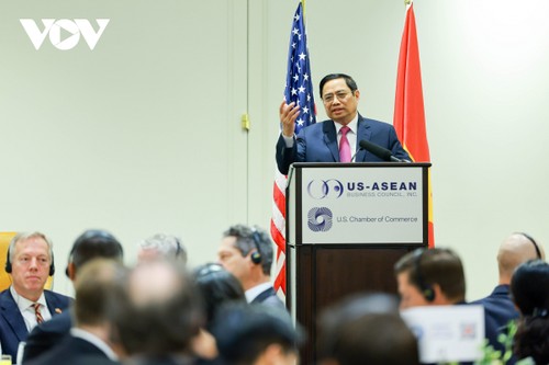 Premier vietnamita sostiene encuentro con la comunidad empresarial de Estados Unidos - ảnh 1