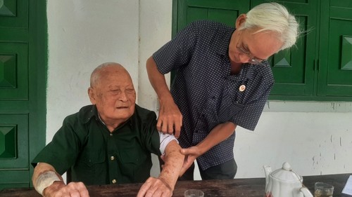 Huynh Van Guong, un veterano de guerra que dedica su vida a la carrera revolucionaria - ảnh 1