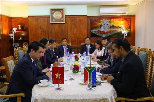 Estrechan la colaboración parlamentaria entre Vietnam y Sudáfrica - ảnh 1