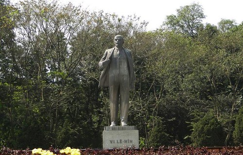 Vietnam conmemora 142 aniversario de nacimiento de Lenin - ảnh 1