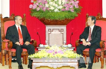 Vietnam y Cuba intensifican cooperación en campo informativo - ảnh 1