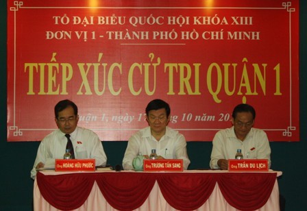 Vietnam:Contactos con electores previos al IV período de sesiones del Parlamento - ảnh 1