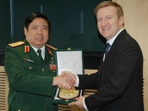 Vietnam y Nueva Zelanda profundizan lazos de defensa - ảnh 1
