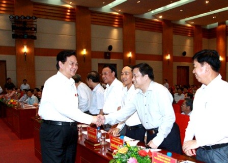 El premier vietnamita sostiene encuentro con los electores de Hai Phong - ảnh 1