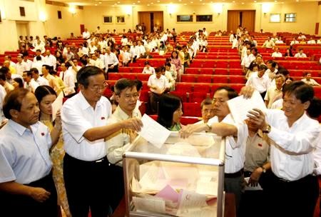 Lo más destacado del V período de sesiones del Parlamento vietnamita - ảnh 1