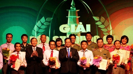El primer ministro de Vietnam pondera papel de la prensa - ảnh 1