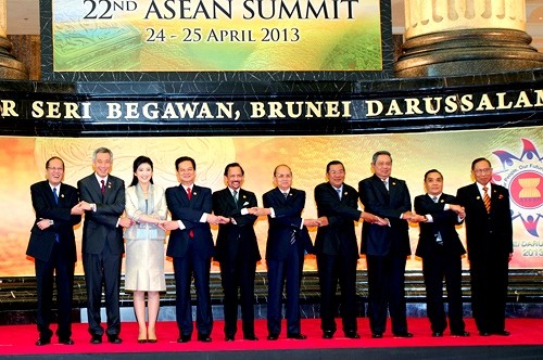 Esfuerzos por un ASEAN en proceso de fuerte transformación - ảnh 1