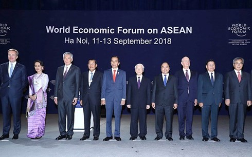 WEF ASEAN 2018 enters last working day - ảnh 1