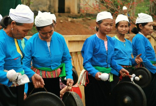 Phu Tho 성 Thanh Son현 Muong동포의 민족문화 정체성 보존 - ảnh 3