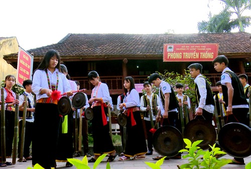 Phu Tho 성 Thanh Son현 Muong동포의 민족문화 정체성 보존 - ảnh 4