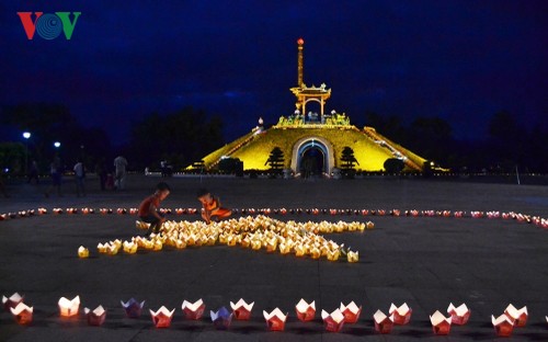 Quảng Trị (꽝치)성 전쟁 기념 투어 - ảnh 1