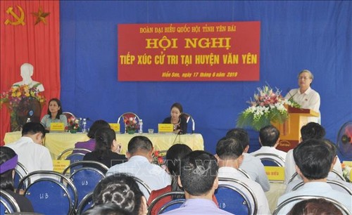 공산당, 정부 지도자들, 지방에서 투표권자 접촉 행사 진행 - ảnh 1