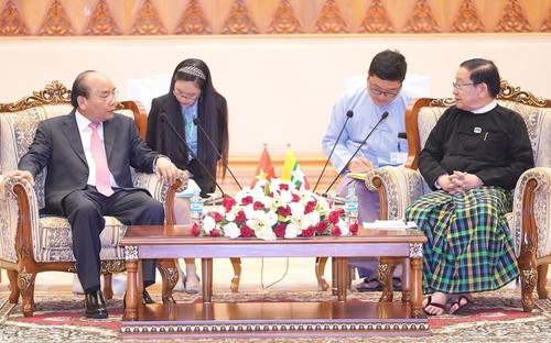 응우옌 쑤언 푹 베트남 총리, 미얀마 대통령 및 국회의장과 회견 - ảnh 1