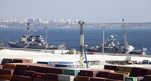 Les militaires US ont démarré la construction d’une base navale US en Ukraine - ảnh 1