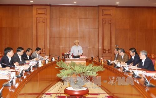 Nguyen Phu Trong préside une réunion sur la lutte anti-corruption - ảnh 1