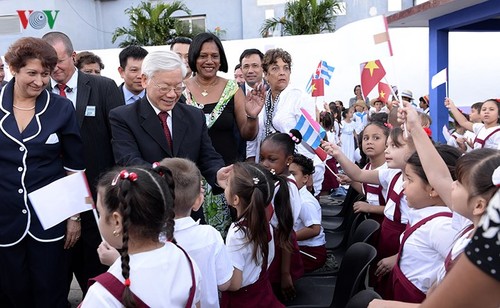 Nguyên Phu Trong rencontre le président de l'Assemblée nationale cubaine  - ảnh 2
