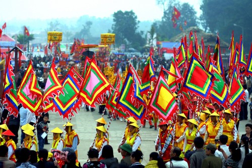 Fête des rois Hùng, symbole de l’union nationale - ảnh 3