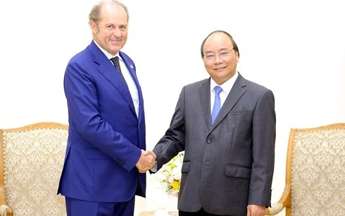 Le Premier ministre vietnamien reçoit l’assureur italien Generali  - ảnh 1