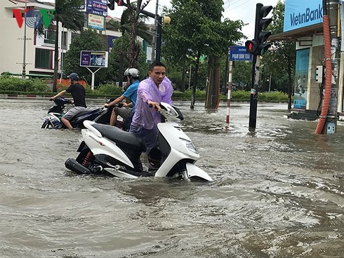 Typhon Son Tinh: des pluies torrentielles à partir de ce mercredi après-midi - ảnh 1
