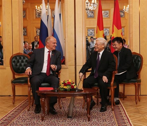 Nguyên Phu Trong rencontre le président du Parti  communiste de la Fédération russe - ảnh 1